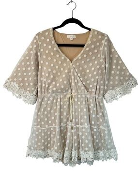 Aéom Black White Polka Dot V Neck Lace Trim Romper Short Sleeve Small